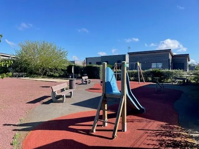 Holiday home La Cote Des Iles - A 600m De La Les Moitiers-d'Allonne